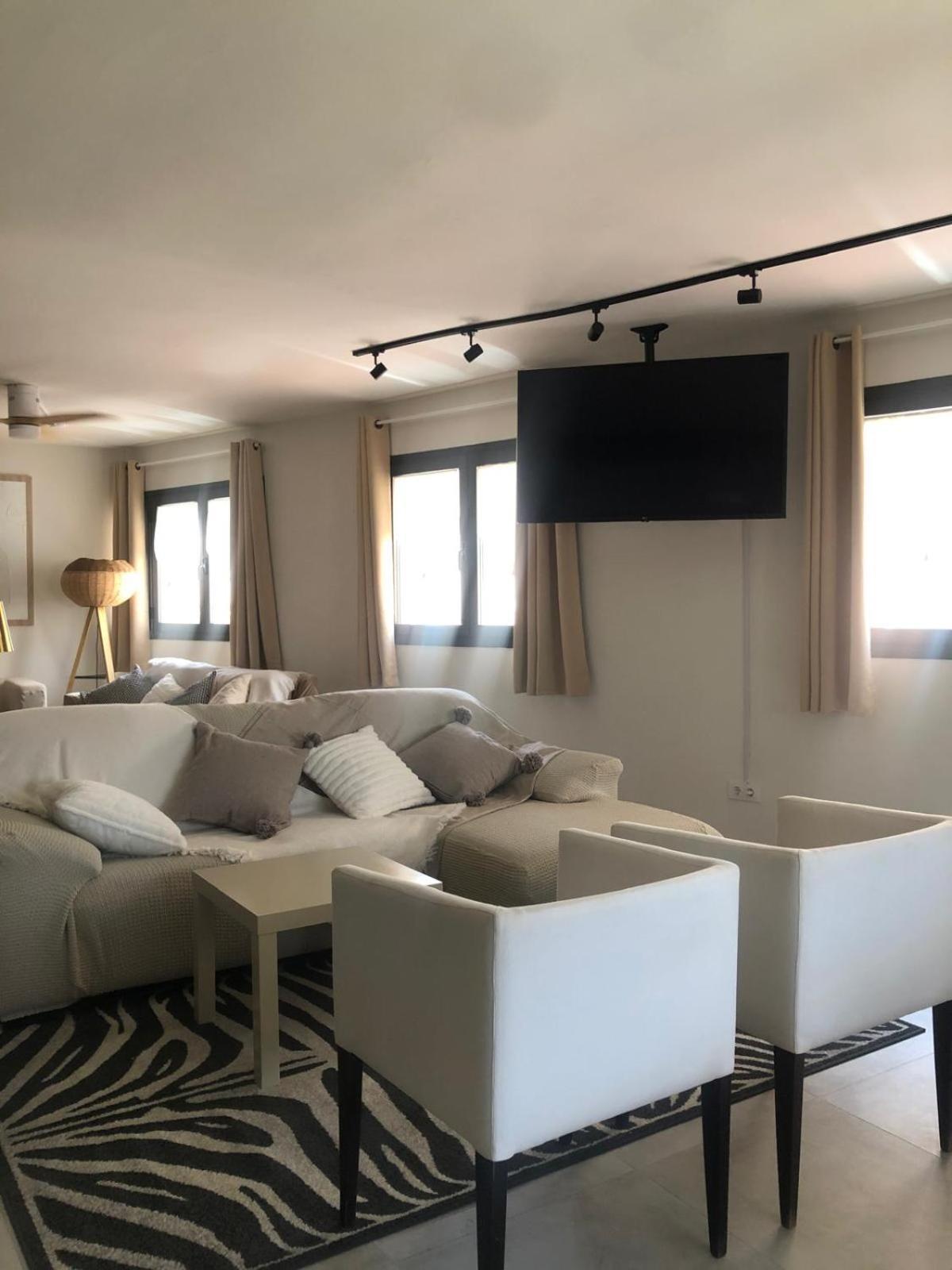 Savastyana Villa Riudoms Bagian luar foto